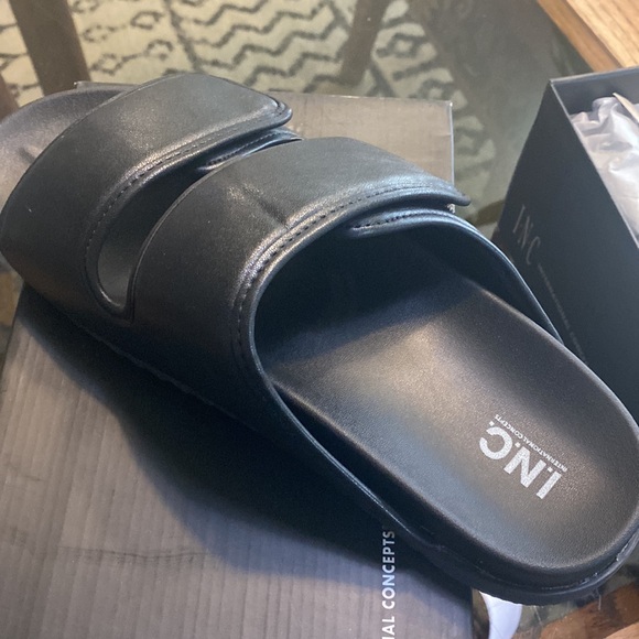 NIB I.N.C. International Levine Mens Black Velcro Slide On Sandal. Pool Walking - Picture 3 of 10